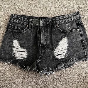 Forever 21 Black jean shorts